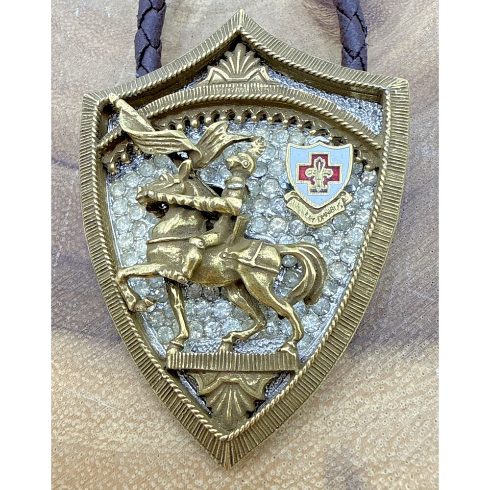 Vtg Signed Corocraft Medieval St George Dragon Slayer Shield Pendant Necklace